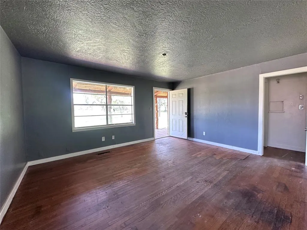Photo 7 — 20442 Old Barn Road, Tecumseh, OK 74873