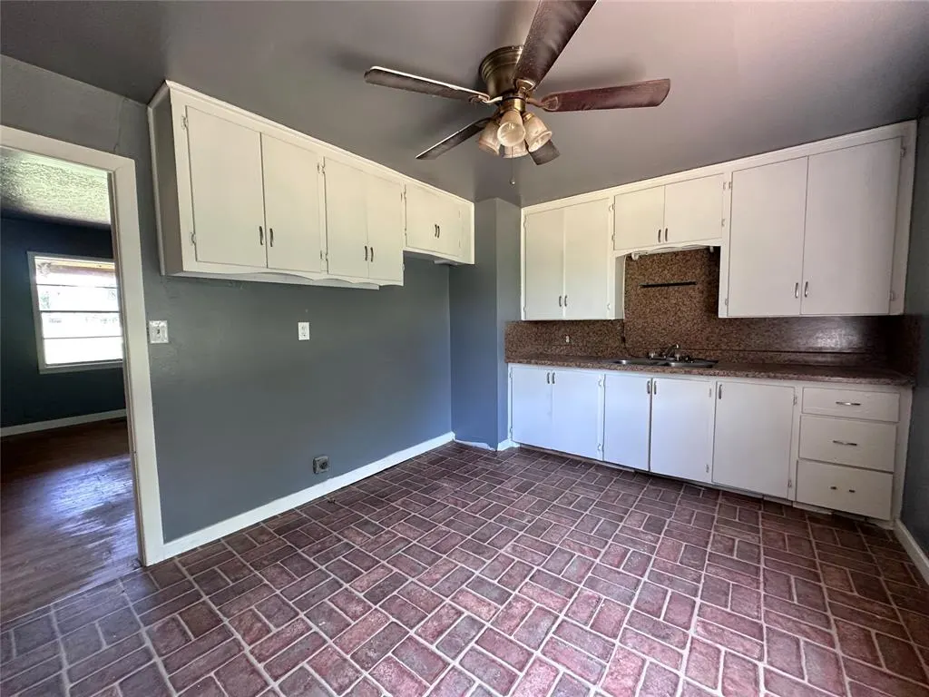 Photo 9 — 20442 Old Barn Road, Tecumseh, OK 74873