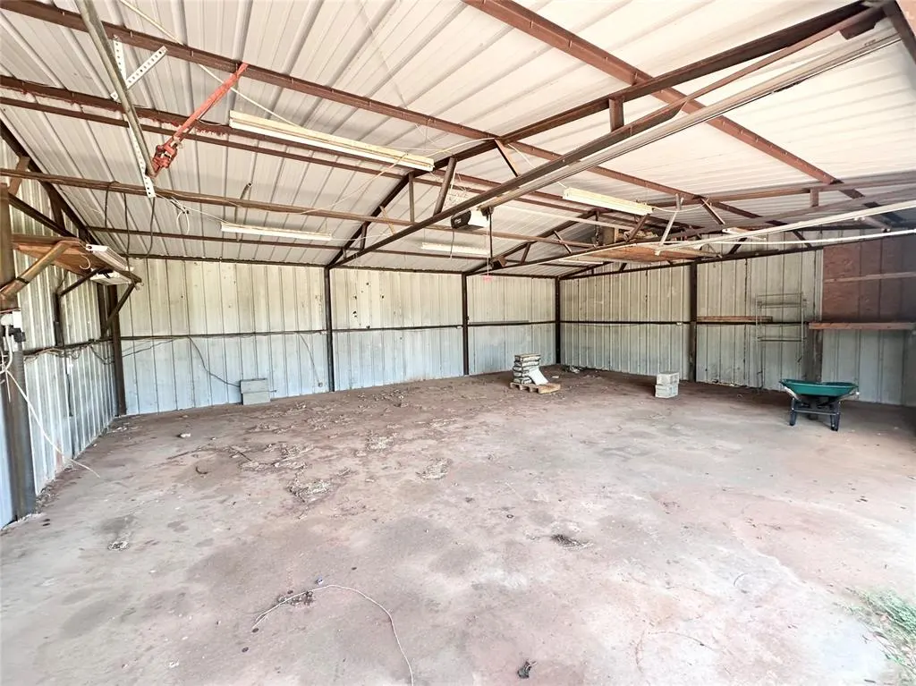 Photo 30 — 20442 Old Barn Road, Tecumseh, OK 74873