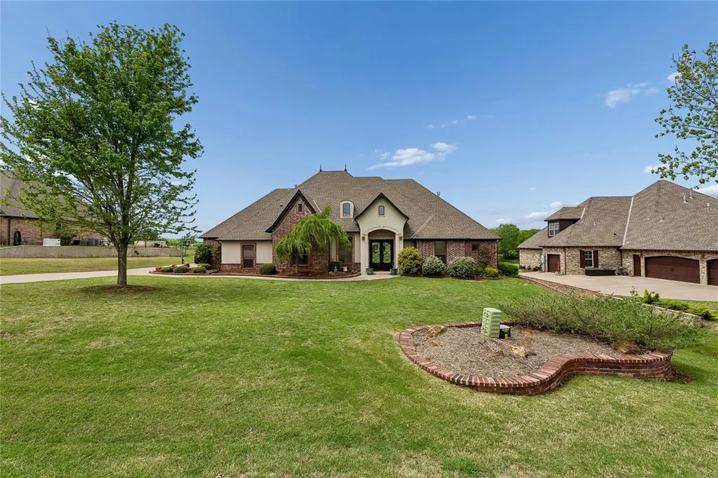 Photo 2 — 3605 Churchill Road, Oklahoma City, OK 73165