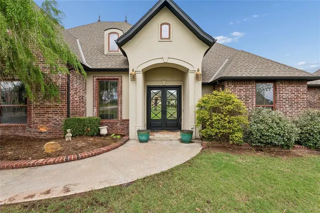 Photo 4 — 3605 Churchill Road, Oklahoma City, OK 73165