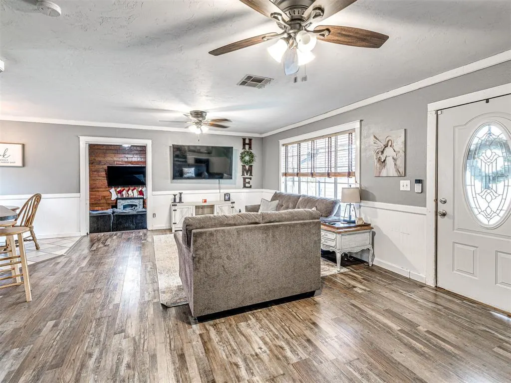 Photo 15 — 104475 S 3520 Road, Prague, OK 74864