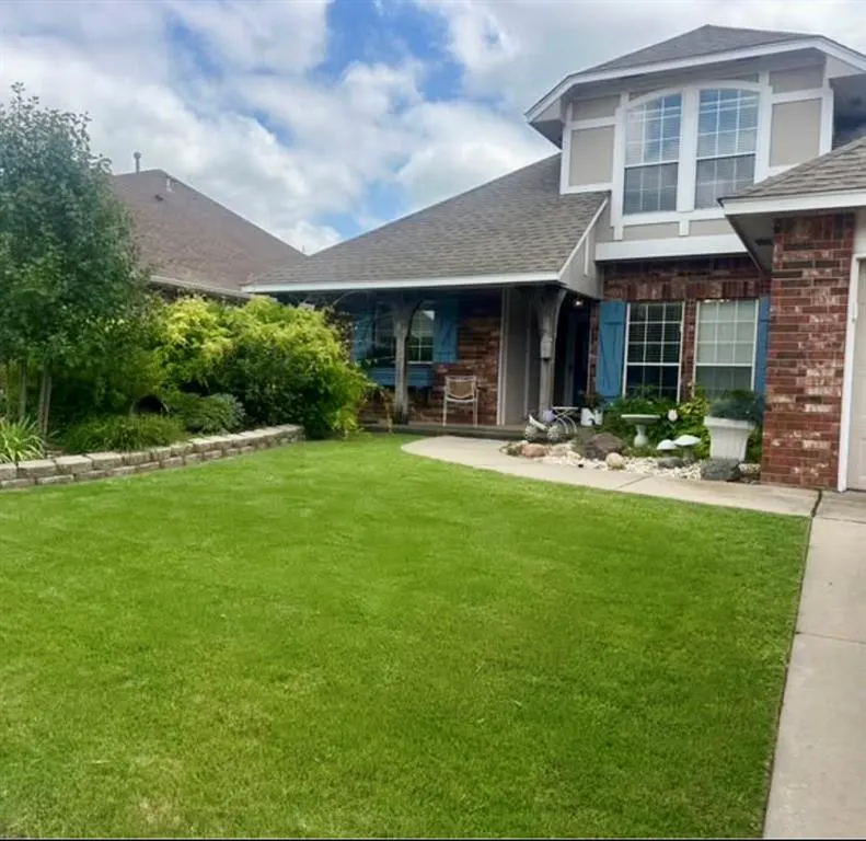 Photo 2 — 1120 SW 128th Street, Oklahoma City, OK 73170