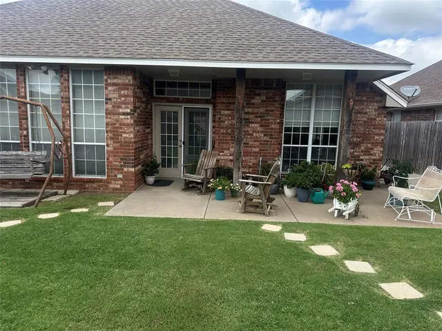 Photo 3 — 1120 SW 128th Street, Oklahoma City, OK 73170