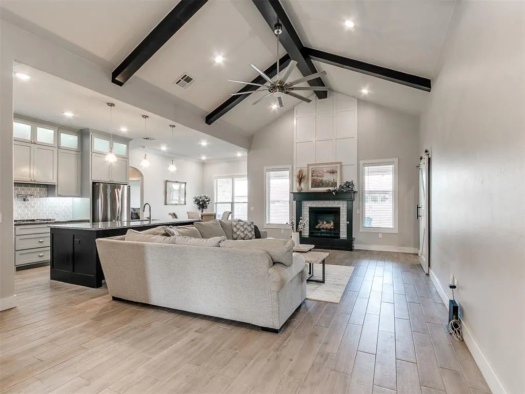 Photo 2 — 3726 Addison Avenue, Norman, OK 73072