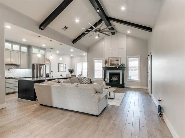 Photo 2 — 3726 Addison Avenue, Norman, OK 73072