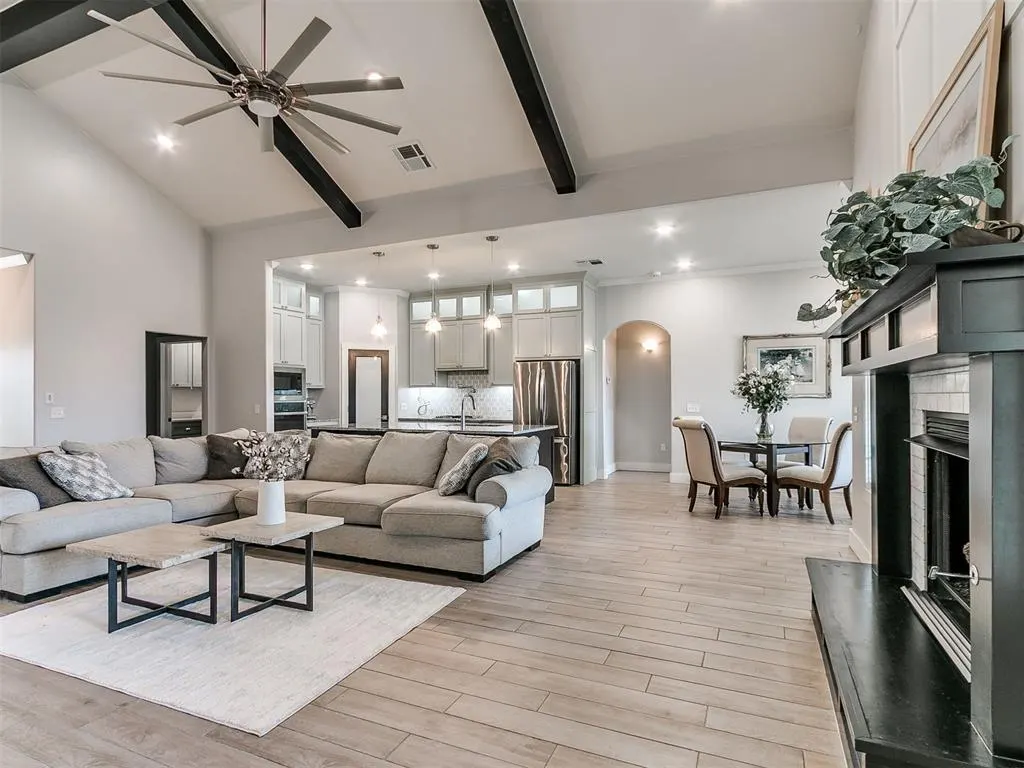 Photo 5 — 3726 Addison Avenue, Norman, OK 73072
