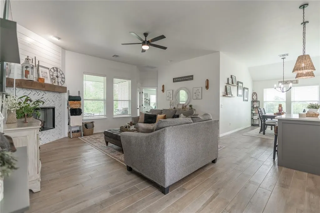 Photo 5 — 603 Cedar Hill Way, Washington, OK 73093
