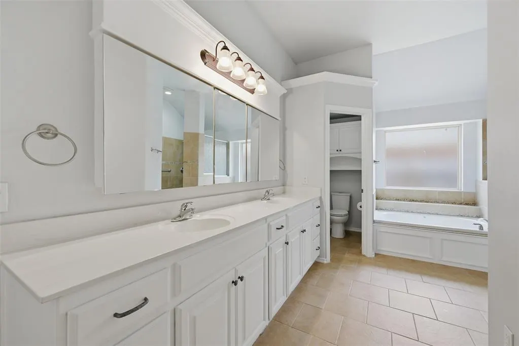 Photo 9 — 3611 Gullane Drive, Norman, OK 73072