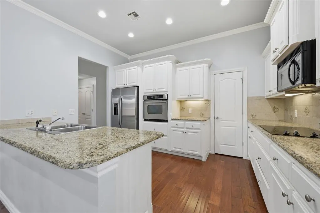 Photo 11 — 3611 Gullane Drive, Norman, OK 73072