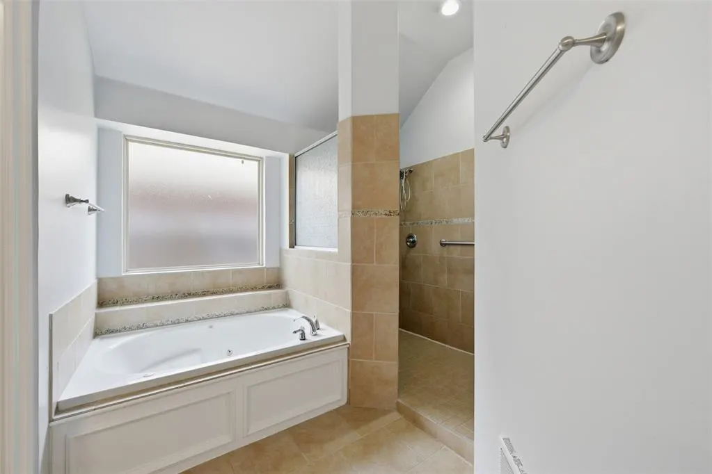 Photo 19 — 3611 Gullane Drive, Norman, OK 73072