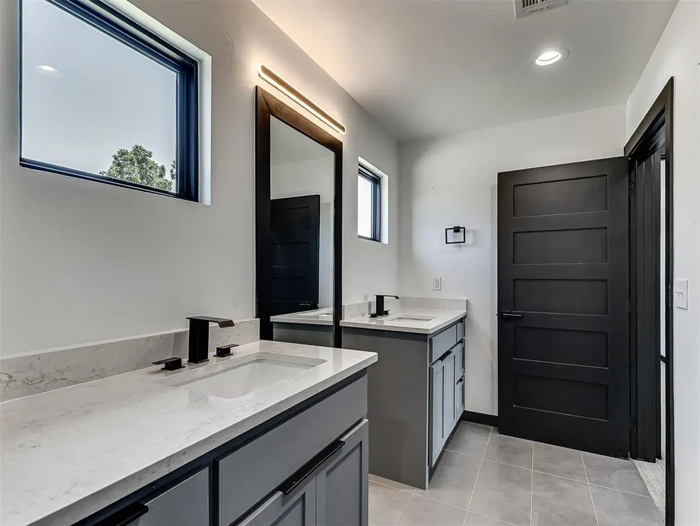 Photo 34 — 10317 N Hassett Road, Oklahoma City, OK 73131
