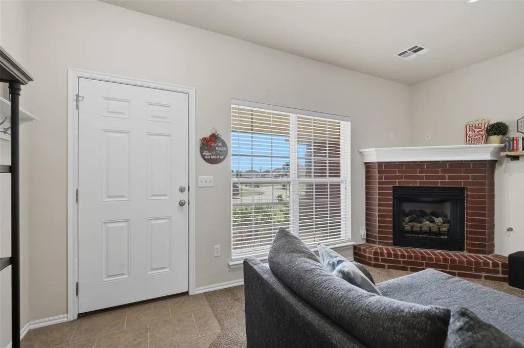 Photo 6 — 724 Eastview Court, Yukon, OK 73099