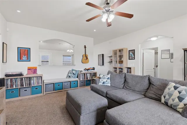 Photo 8 — 724 Eastview Court, Yukon, OK 73099