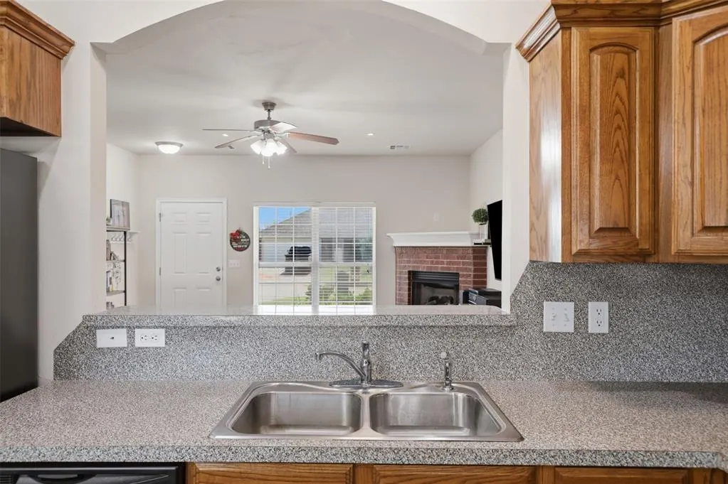 Photo 14 — 724 Eastview Court, Yukon, OK 73099