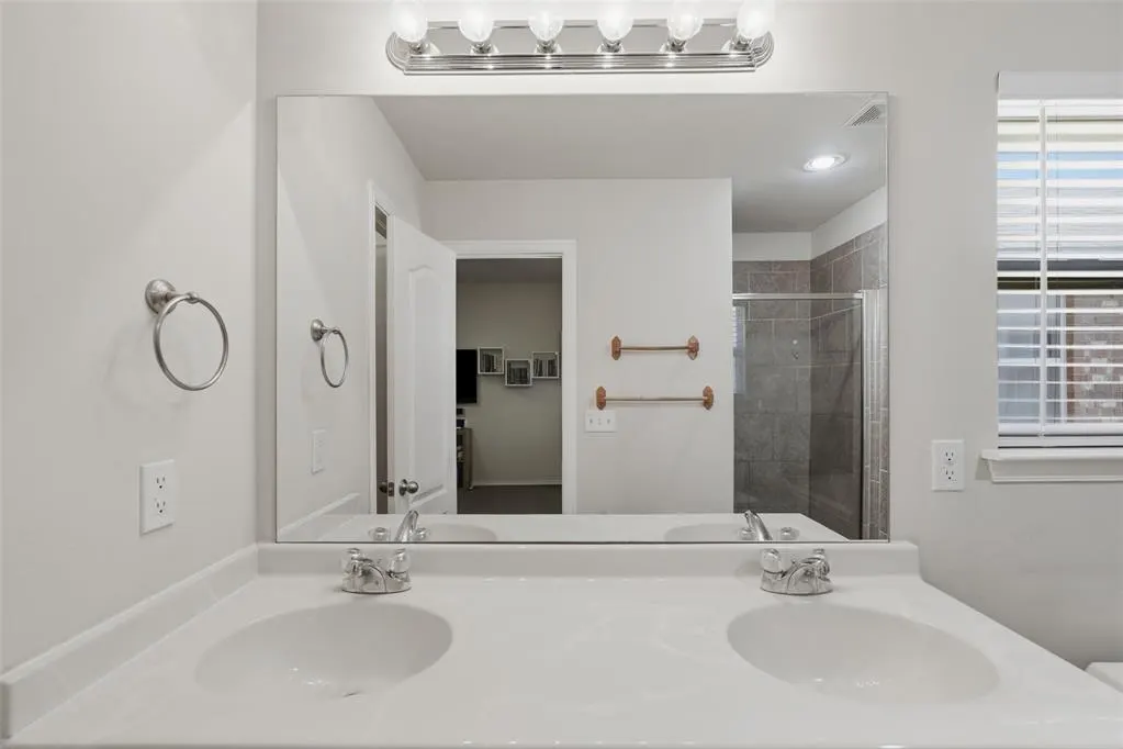 Photo 21 — 724 Eastview Court, Yukon, OK 73099