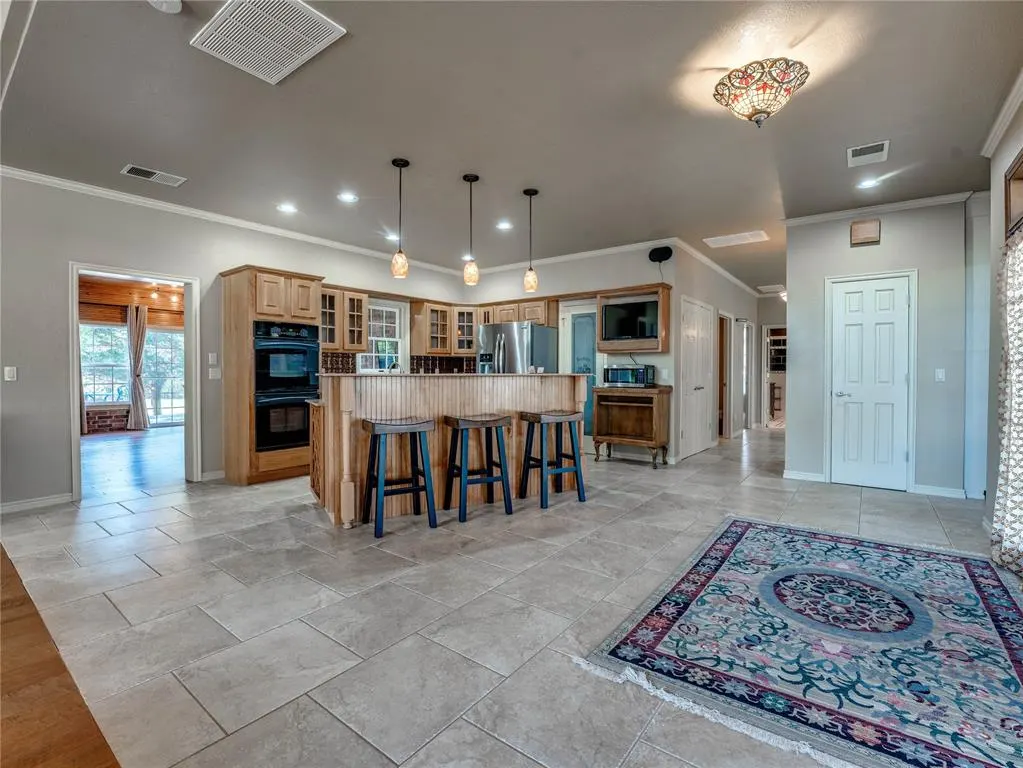 Photo 9 — 4801 W Canyon Road, Guthrie, OK 73044