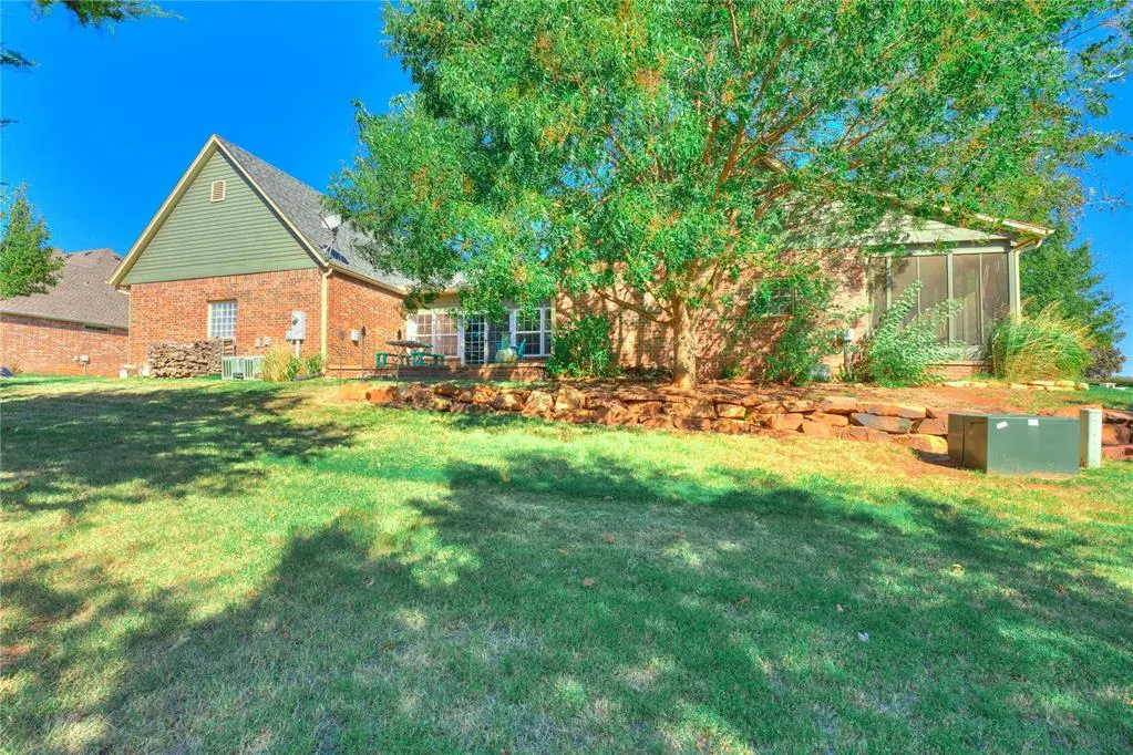Photo 33 — 4801 W Canyon Road, Guthrie, OK 73044