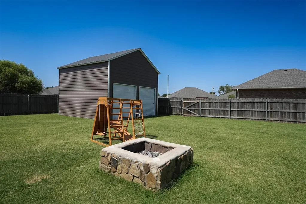 Photo 36 — 2819 Deer Run, Altus, OK 73521