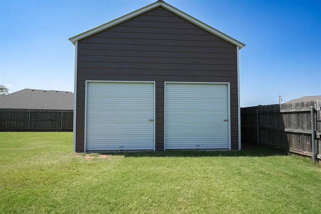 Photo 37 — 2819 Deer Run, Altus, OK 73521