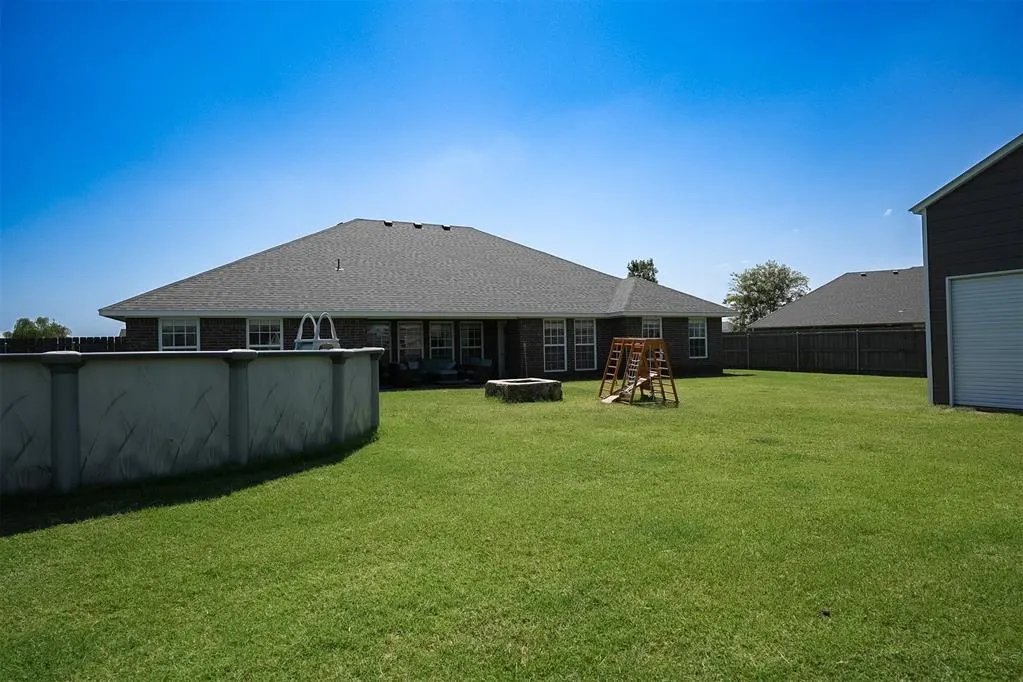 Photo 41 — 2819 Deer Run, Altus, OK 73521