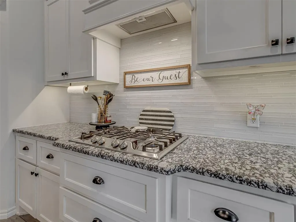 Photo 12 — 3710 Andrew Court, Norman, OK 73072