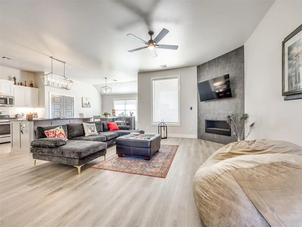 Photo 8 — 1412 NW 17th Place, Newcastle, OK 73065