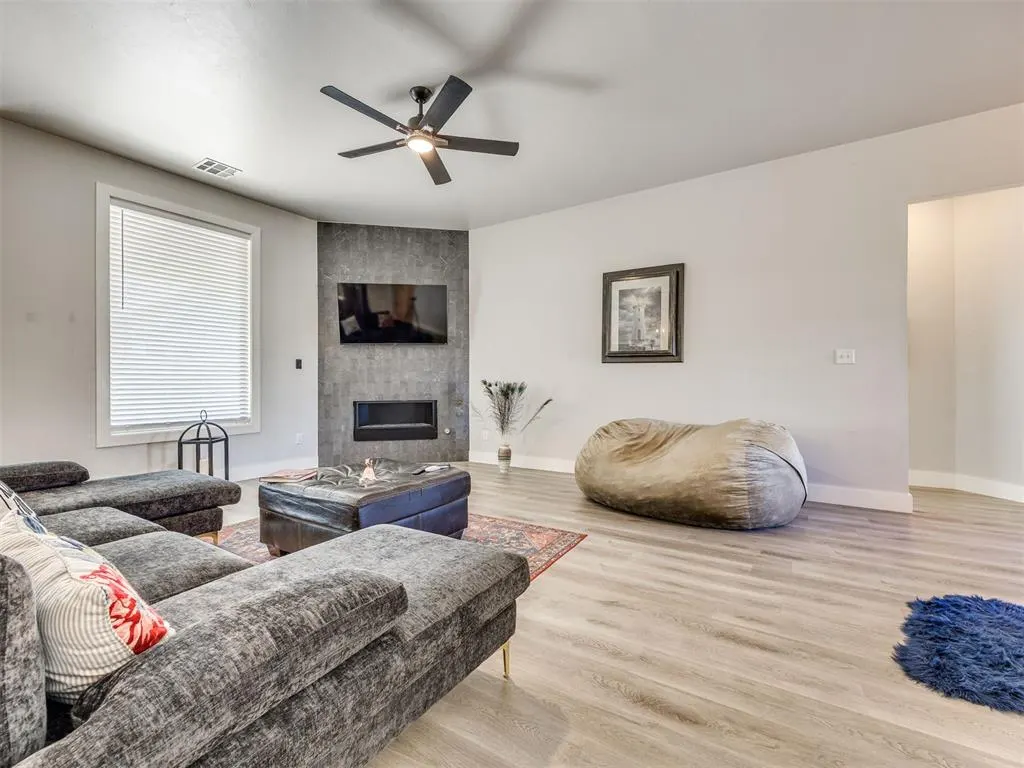 Photo 9 — 1412 NW 17th Place, Newcastle, OK 73065