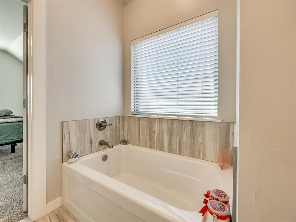 Photo 15 — 1412 NW 17th Place, Newcastle, OK 73065