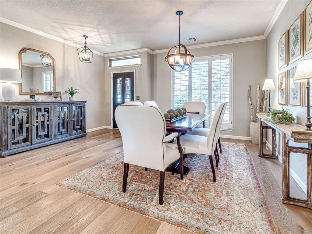 Photo 6 — 1401 Sandhurst Circle, Edmond, OK 73034