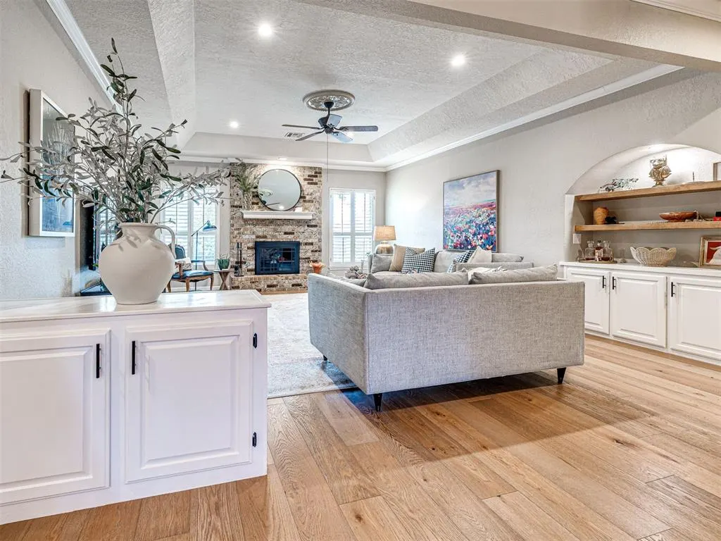 Photo 7 — 1401 Sandhurst Circle, Edmond, OK 73034