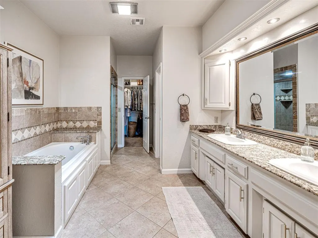 Photo 22 — 1401 Sandhurst Circle, Edmond, OK 73034