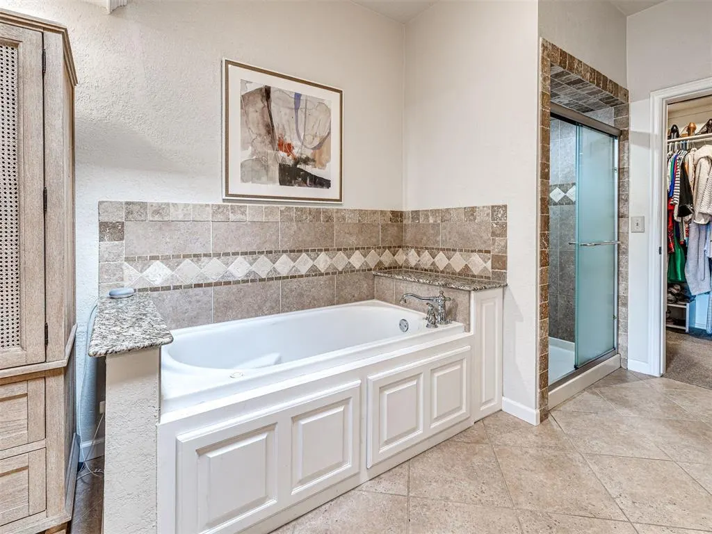Photo 25 — 1401 Sandhurst Circle, Edmond, OK 73034