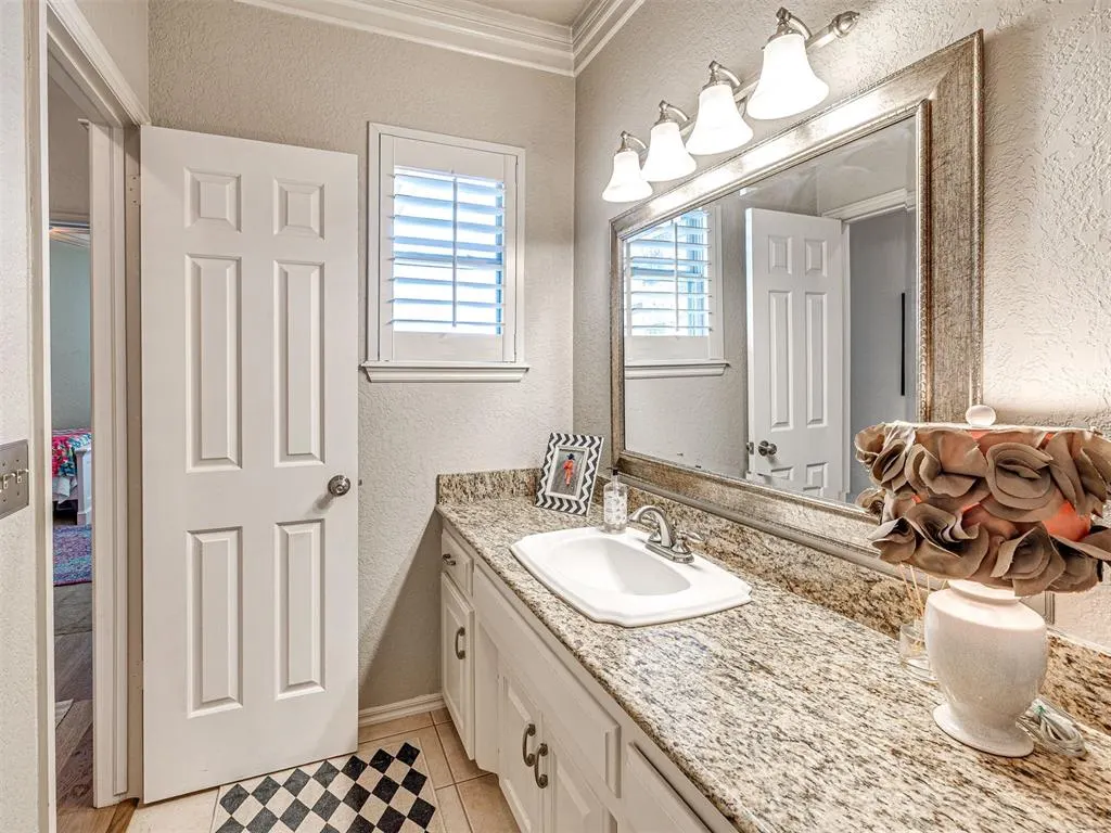 Photo 30 — 1401 Sandhurst Circle, Edmond, OK 73034