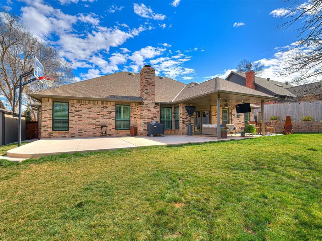 Photo 39 — 1401 Sandhurst Circle, Edmond, OK 73034