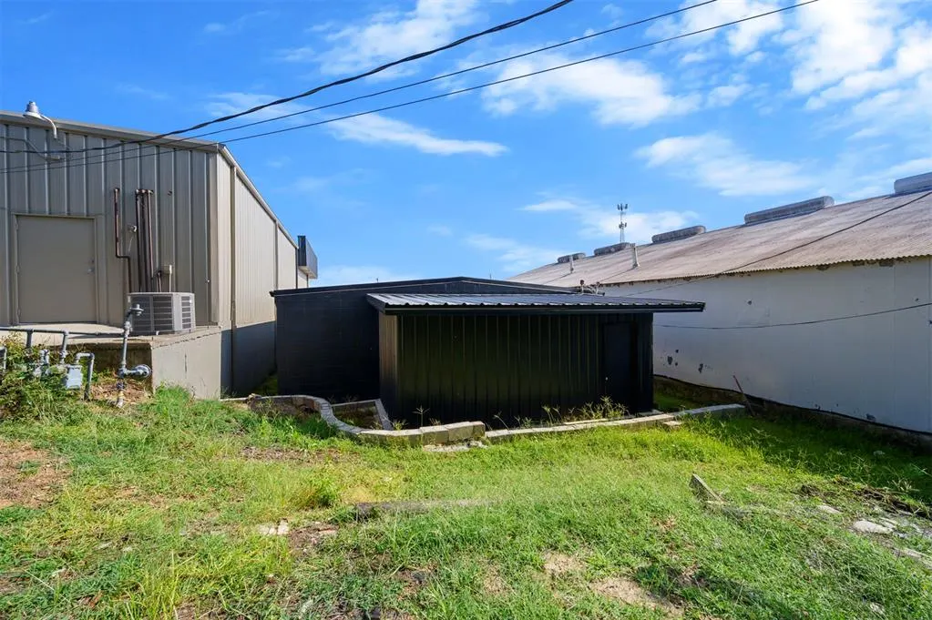 Photo 32 — 1420 E Washington Street, Idabel, OK 74745