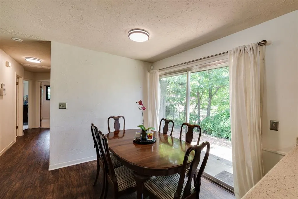 Photo 19 — 1101 Woodlawn Place, Oklahoma City, OK 73118