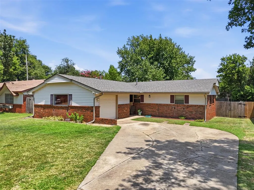 Photo 2 — 4312 N Sterling Avenue, Oklahoma City, OK 73122