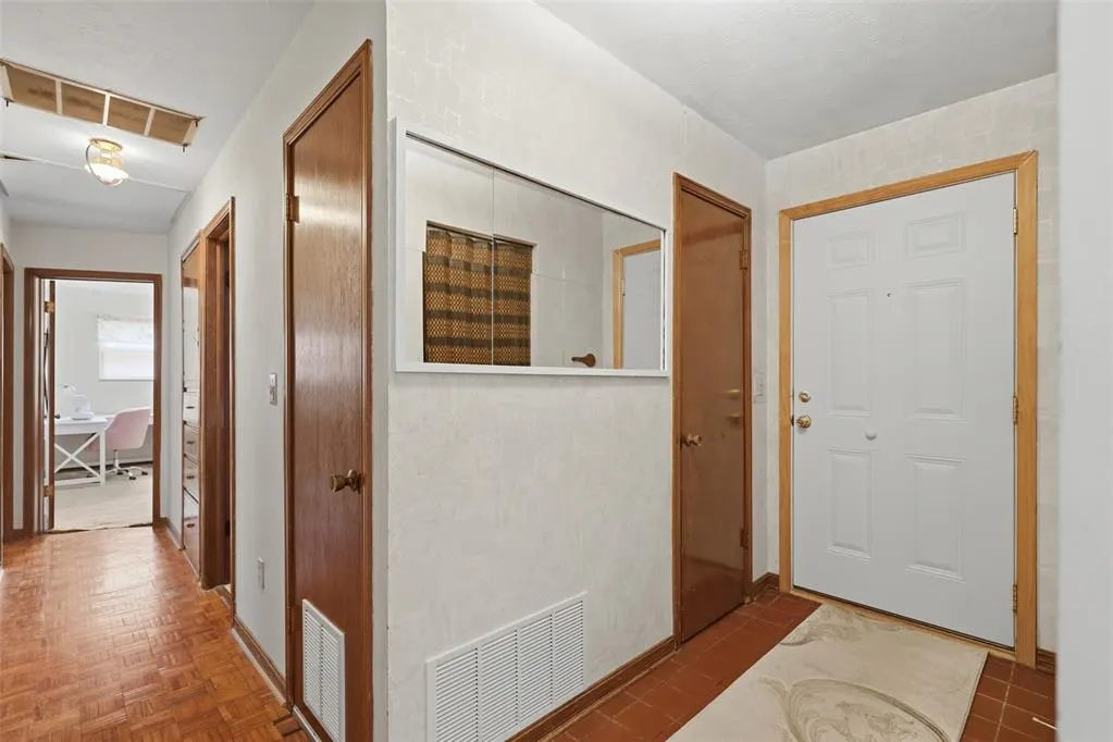 Photo 5 — 4312 N Sterling Avenue, Oklahoma City, OK 73122