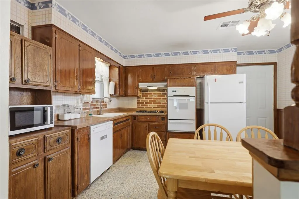 Photo 9 — 4312 N Sterling Avenue, Oklahoma City, OK 73122