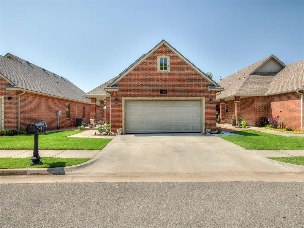 Front exterior — 1228 SW 85th Terrace, Oklahoma City, OK 73139