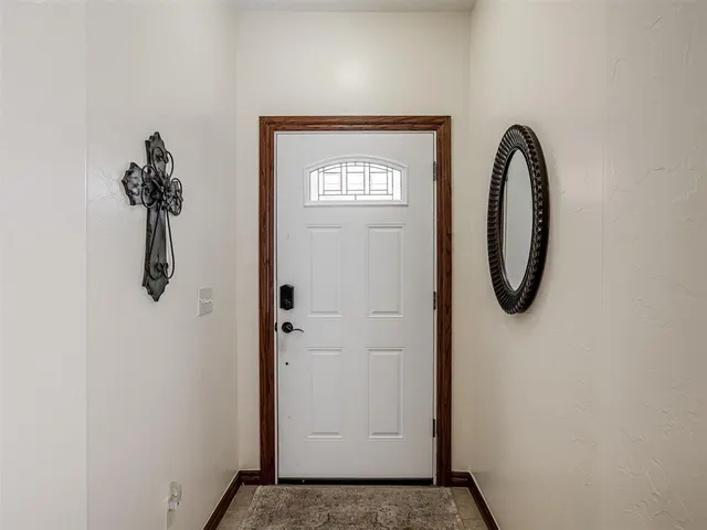 Photo 4 — 1228 SW 85th Terrace, Oklahoma City, OK 73139