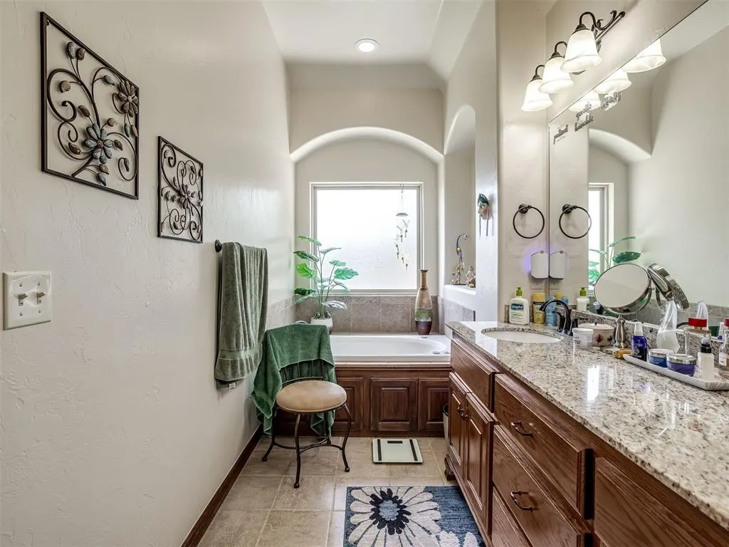Photo 24 — 1228 SW 85th Terrace, Oklahoma City, OK 73139