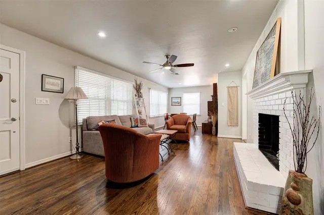 Photo 5 — 439 NW 44th Street, Oklahoma City, OK 73118