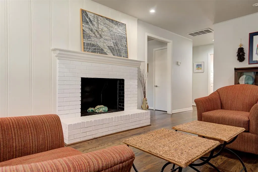 Photo 9 — 439 NW 44th Street, Oklahoma City, OK 73118