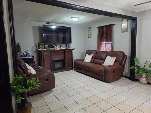Photo 6 — 3801 SW 40th Street, Oklahoma City, OK 73119