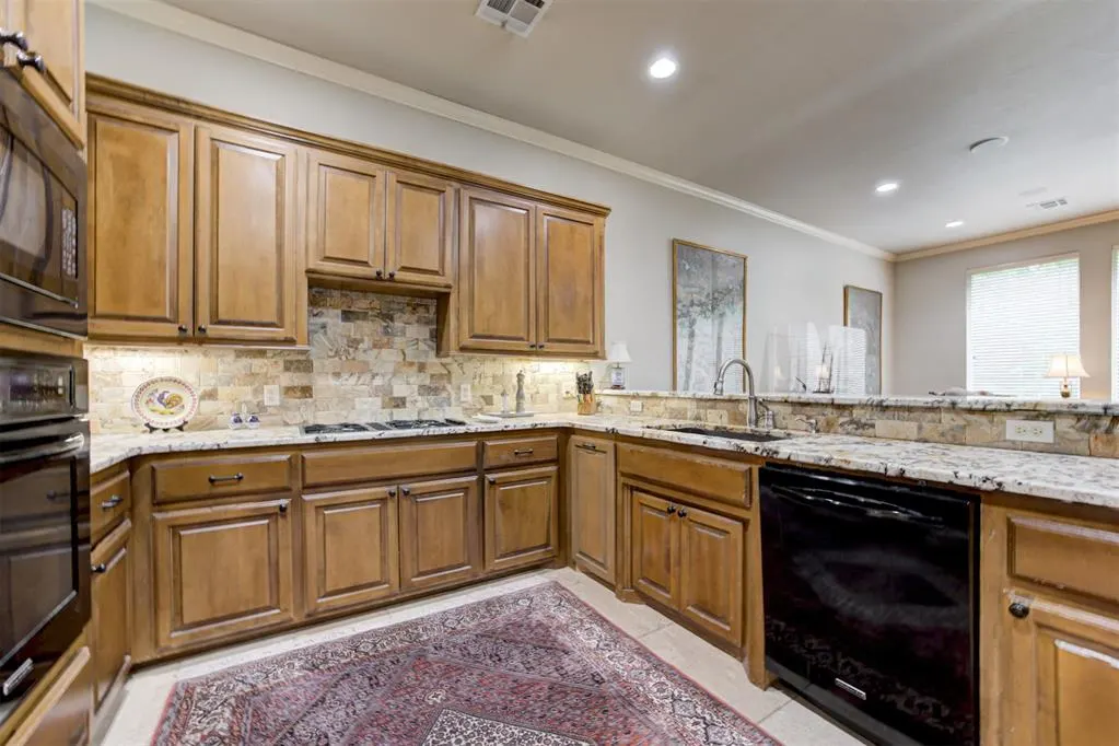 Photo 17 — 3809 Woodshadow Road, Edmond, OK 73003