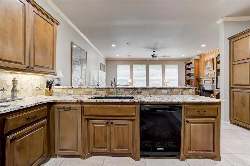 Photo 19 — 3809 Woodshadow Road, Edmond, OK 73003