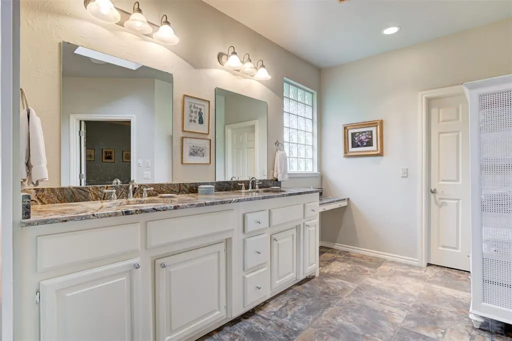 Photo 23 — 3809 Woodshadow Road, Edmond, OK 73003