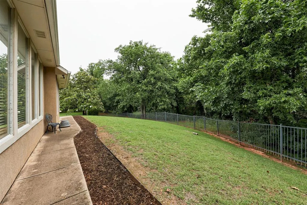 Photo 33 — 3809 Woodshadow Road, Edmond, OK 73003